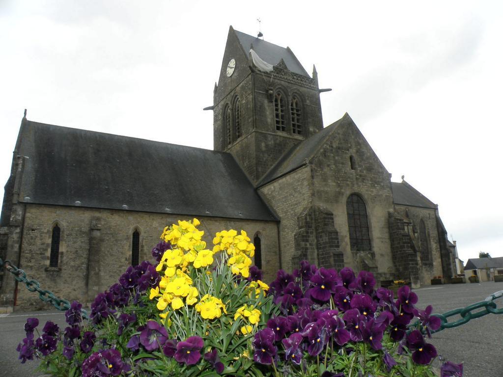Chambres D'Hotes De L'Eglise Sainte-Mère-Église Exteriér fotografie